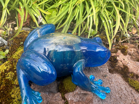 Freddy the Frog resin Figurine